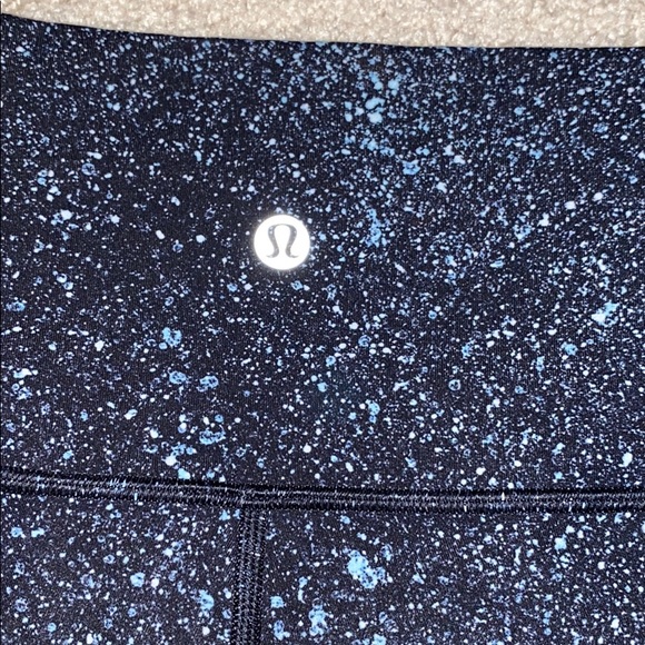 Lululemon Galaxy Leggings Size 6 - Picture 2 of 2